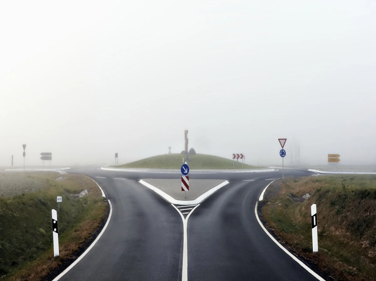 Should I Stay or Leave? A Framework for Leaders Facing Career Crossroads